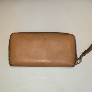 Fossil Tan Leather  Wallet Wristlet